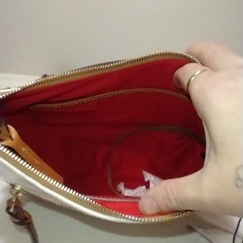 Sold**Dooney & Bourke Landon Small Kiley Leather Hobo - Picture 2 of 16